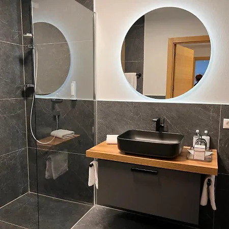 Austria-5 By Interhome Söll